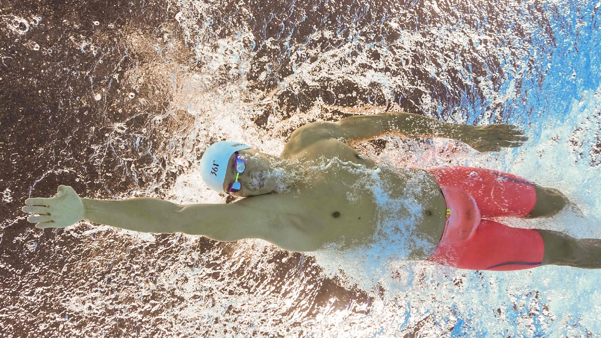 泰国羽毛球大师赛：何冰娇逆转夺冠，泰国羽毛球名将